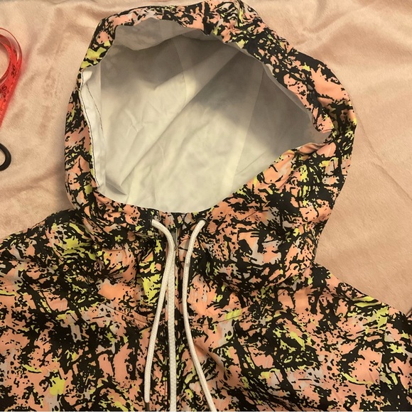 VOLCOM WIND IT UP JACKET - CLEARANCE small - Picture 12 of 14